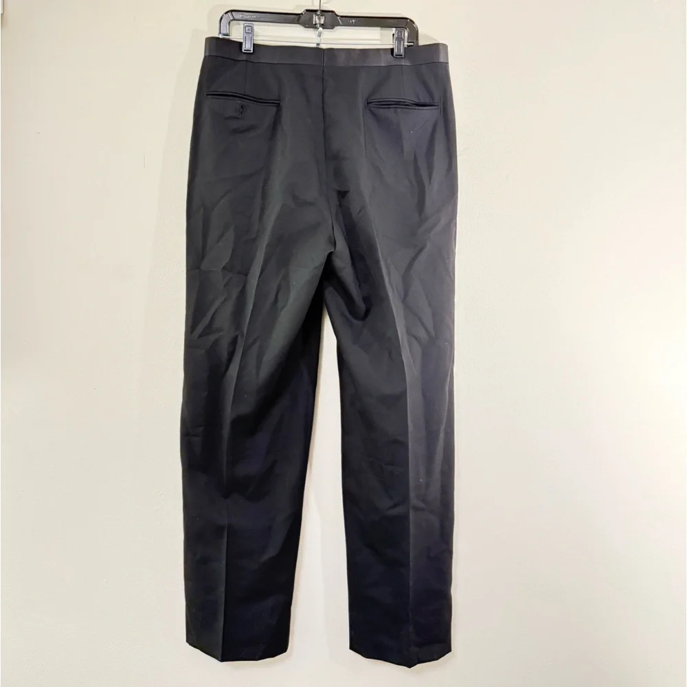 Jones New York Tuxedo Suit Jacket and Pants